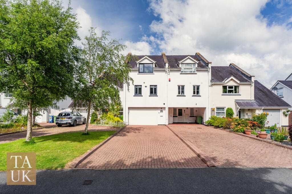 Main image of property: Hen Gei Llechi, Y Felinheli, LL56