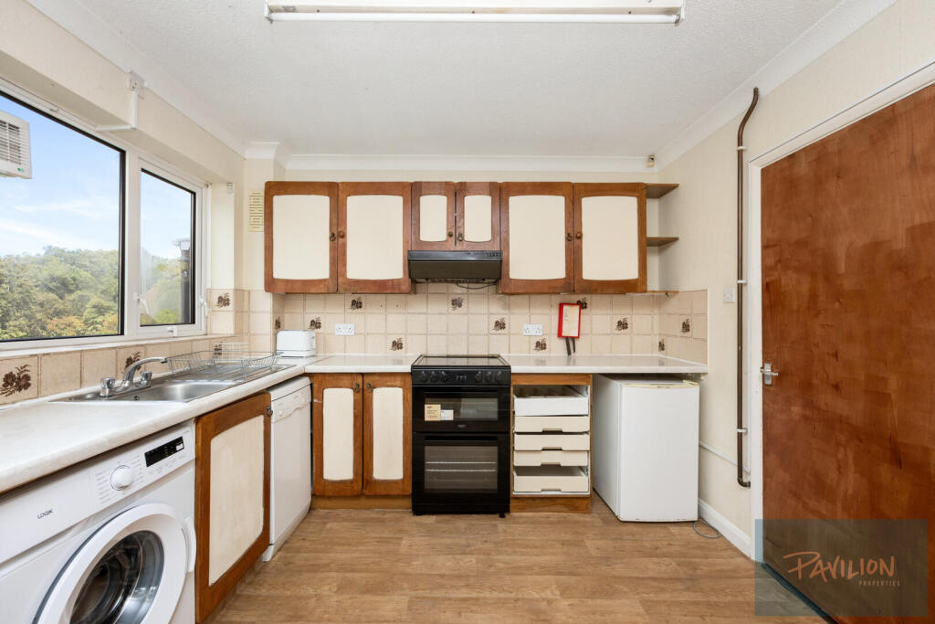 Egginton Road, Brighton photo 4