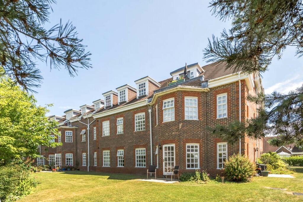 Main image of property: Farmery Court, Castle Village, Berkhamsted, Hertfordshire, HP4