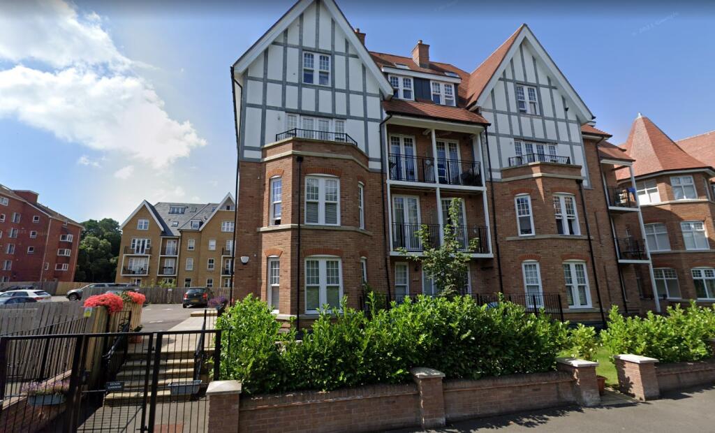 Apartment in Bournemouth - View 4