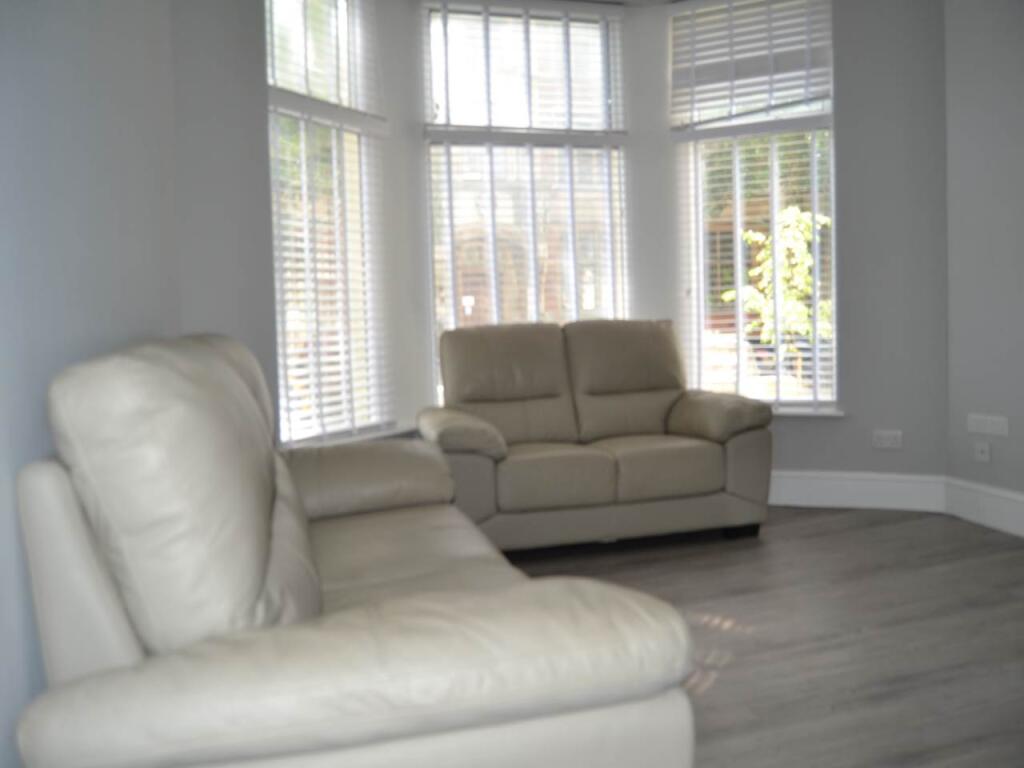Main image of property: The Parade, Roath, Cardiff