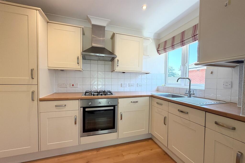 Apartment in Southampton - View 2