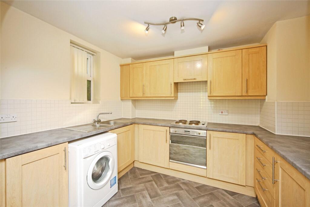 Apartment in Birmingham, Acocks Green - View 4