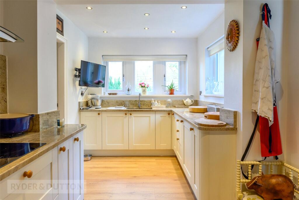 Manor House Farm, Broad Lane, Upperthong, Holmfirth, HD9 photo 4