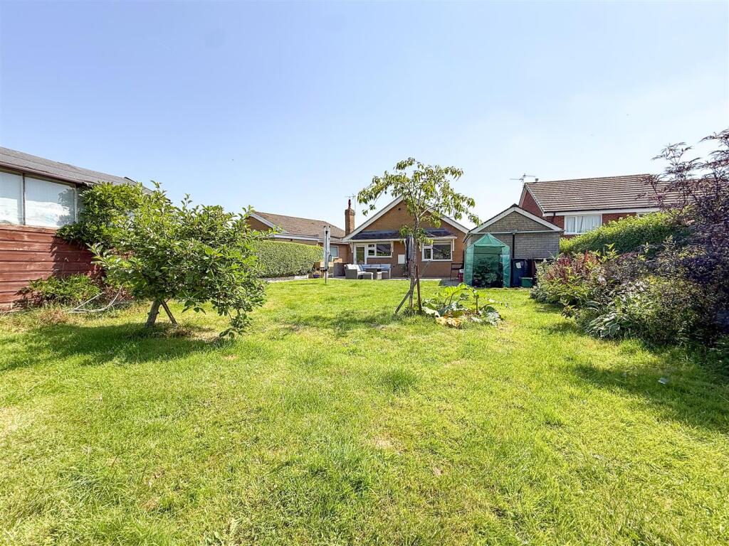 Linden Drive, Gillow Heath, ST8 6BY - Ansicht 5