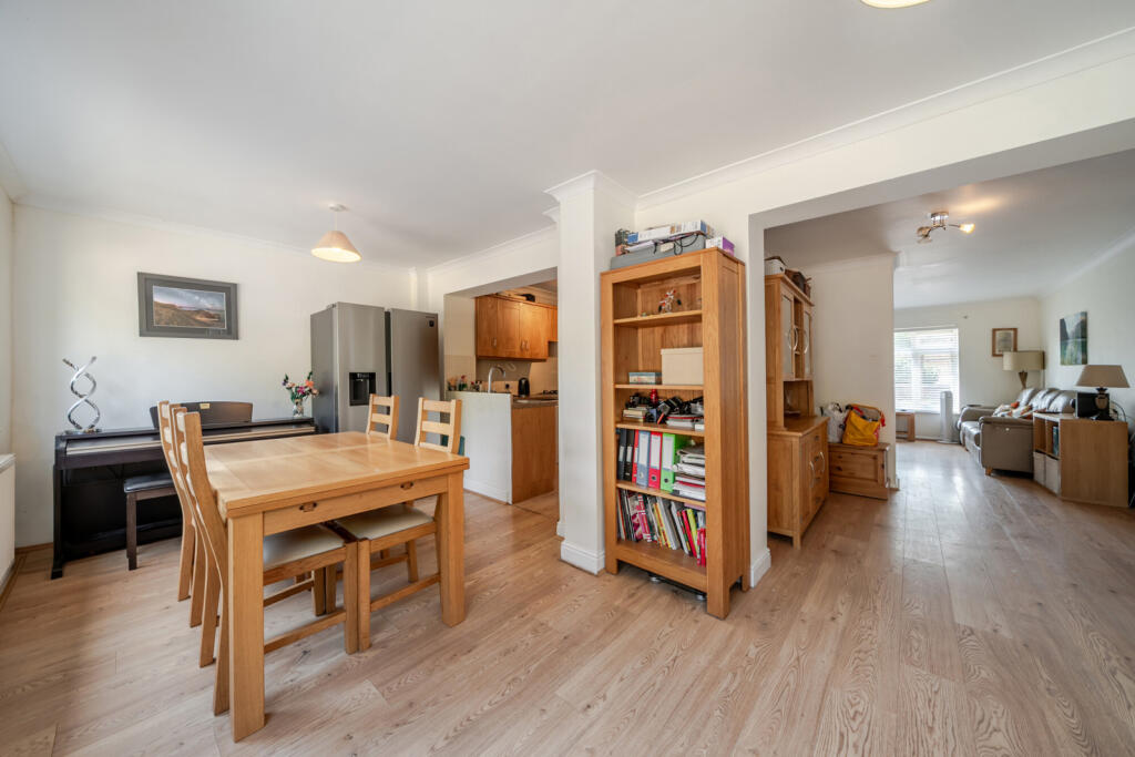 House in London - View 5
