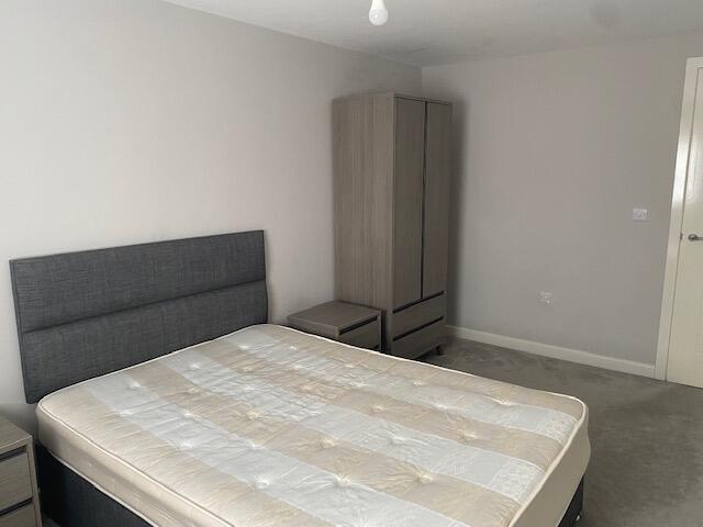 Apartment in Stoke-on-Trent - More