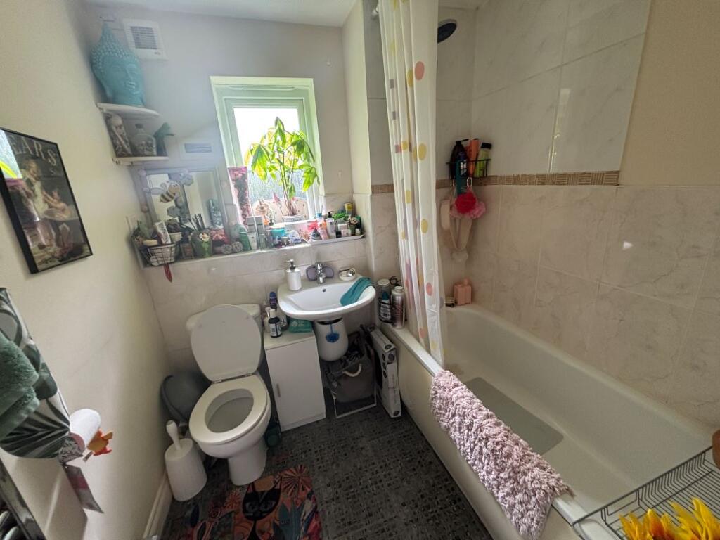 31 Vanguard Close, Bury, Lancashire, BL8 1NF photo 5