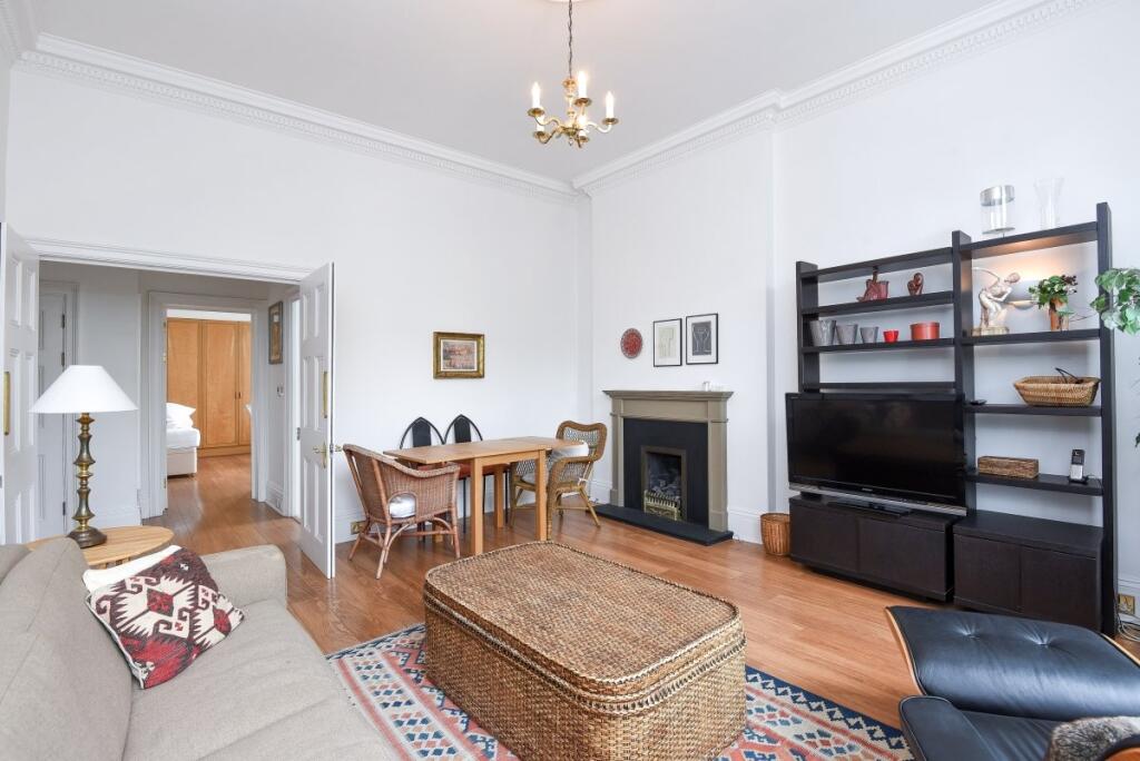 Apartment in London - View 3