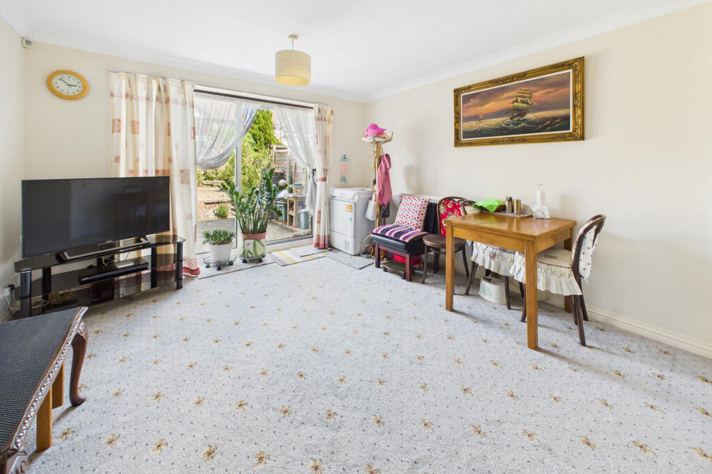 Morpeth Close, Hemel Hempstead, HP2 photo 3