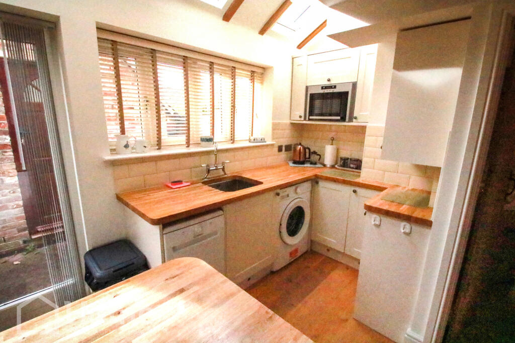 House in Swindon - View 5
