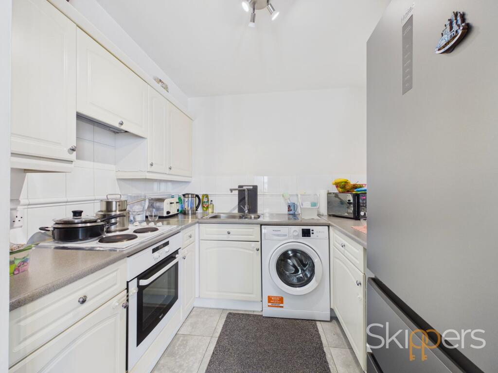 Apartment in Tonbridge - View 3