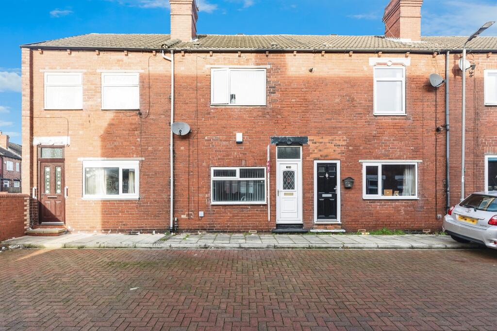 2-bed terraced on Regent Street, Hemsworth, Pontefract, £110,000