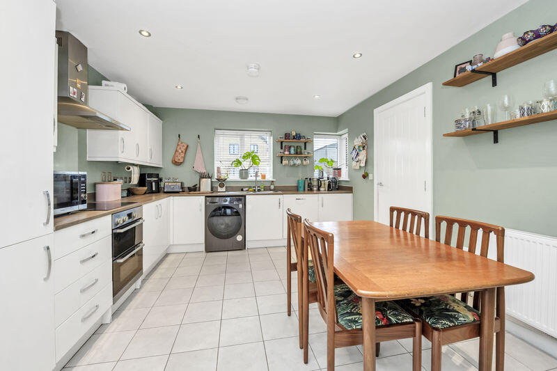 Hambrook Close, Great Whelnetham photo 4