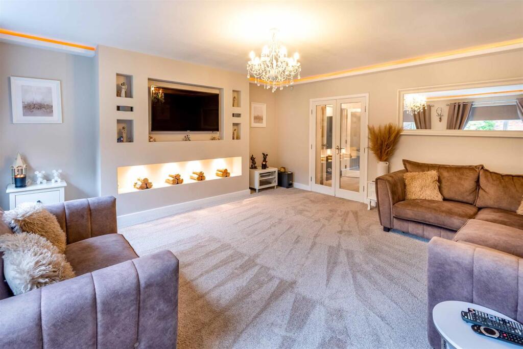Main image of property: Moor Lane South, Ravenfield, Rotherham