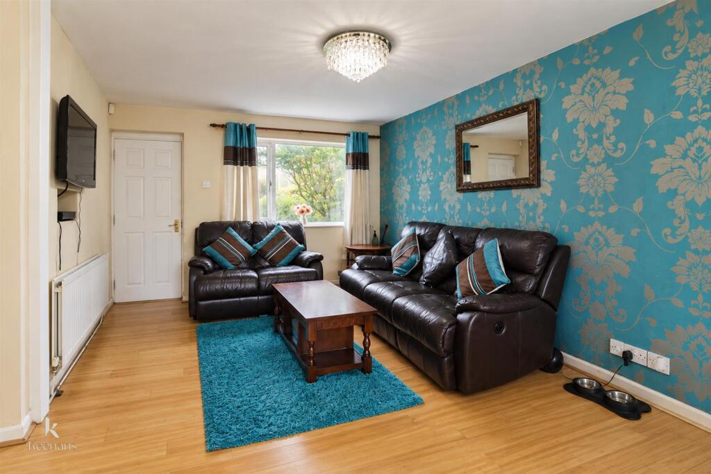 House in Rochdale, Greater Manchester - View 4
