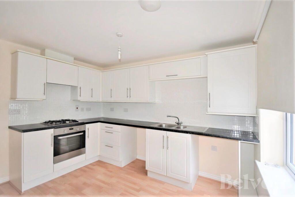 House in Breckland, Carbrooke - View 2