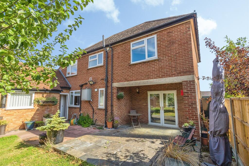 House in Milton Keynes - View 5