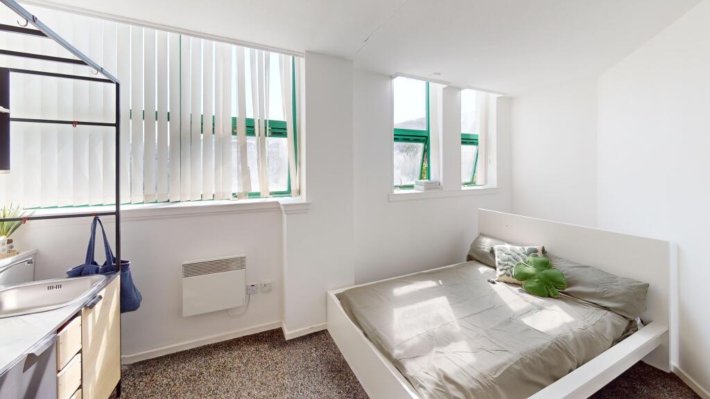 Apartment in Liverpool - View 2