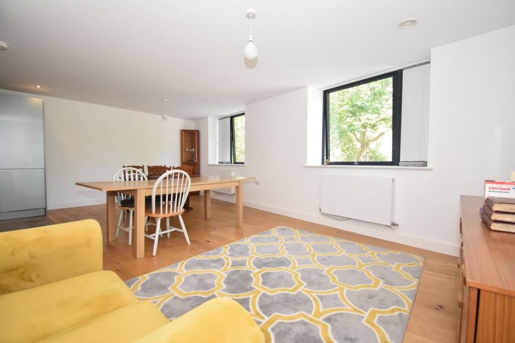 Southernhay East, Exeter, EX1 - View 6