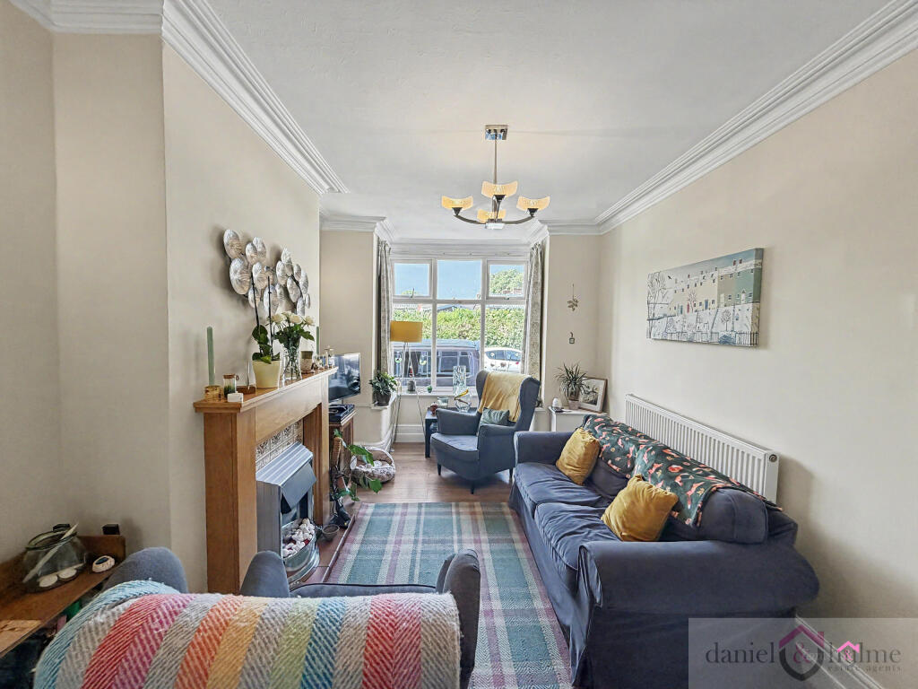 House in Stoke-on-Trent - View 2