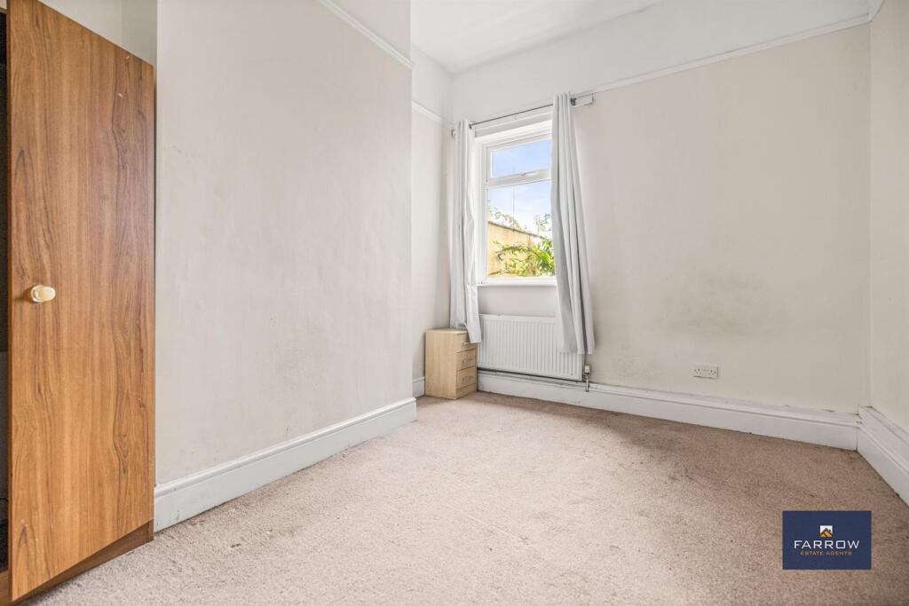 Apartment in Doncaster - View 5