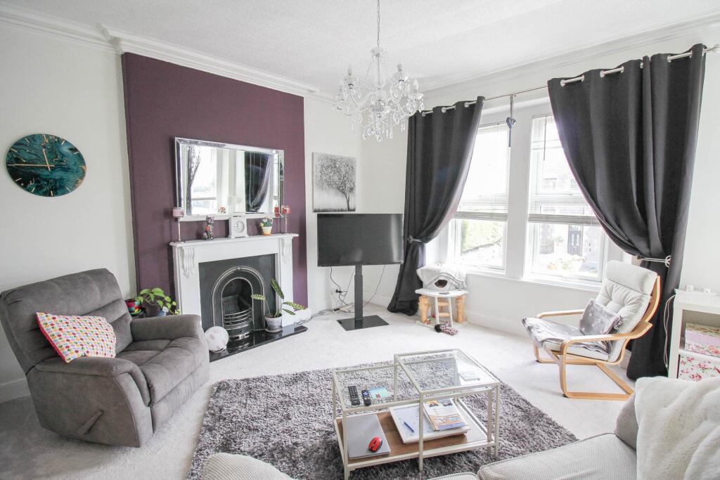 **Hill Road**Beautifully Presented**Two Bedrooms**Close to Town**Garage Parking** - View 6