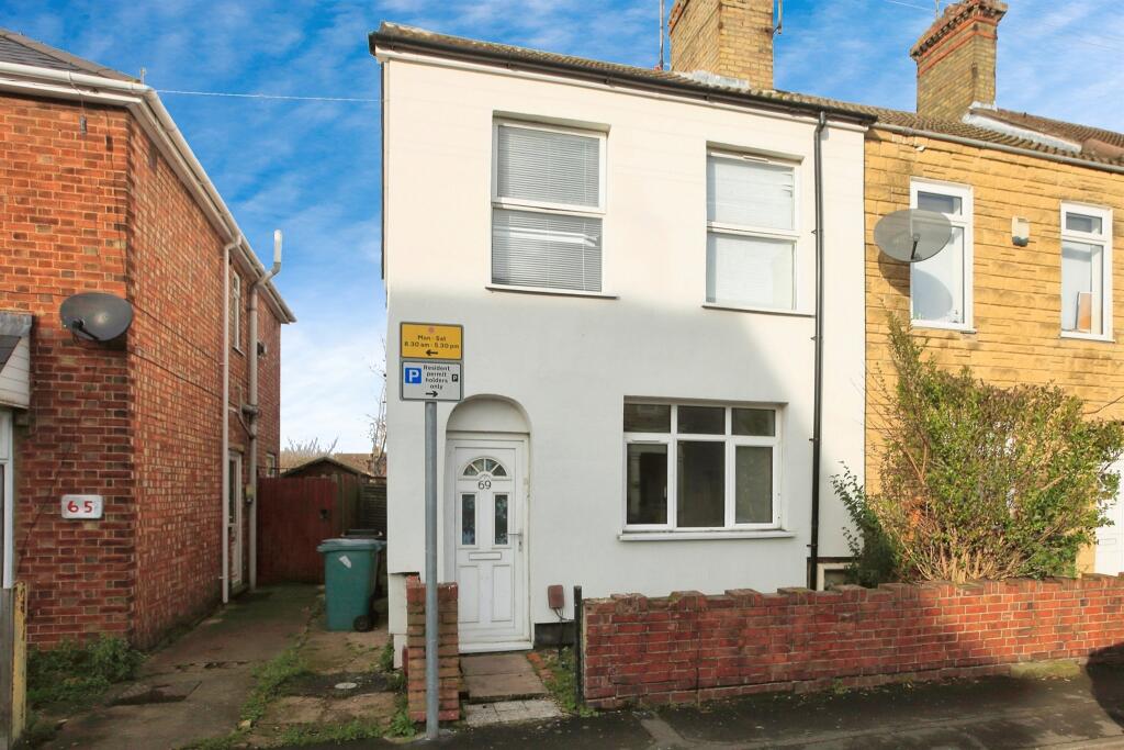 Main image of property: Crown Street, Peterborough