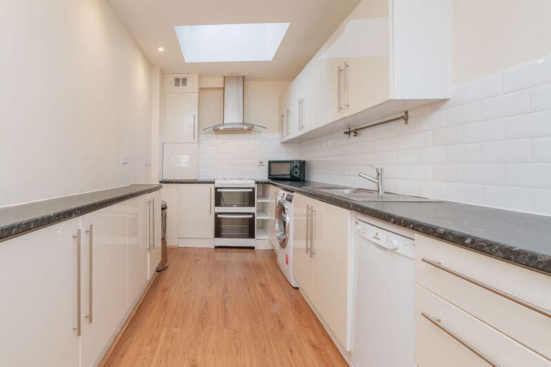 3 bedroom town house for rent