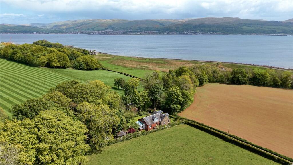 Main image of property: Ferry Road Cottage, Millport, Isle of Cumbrae, North Ayrshire, KA28