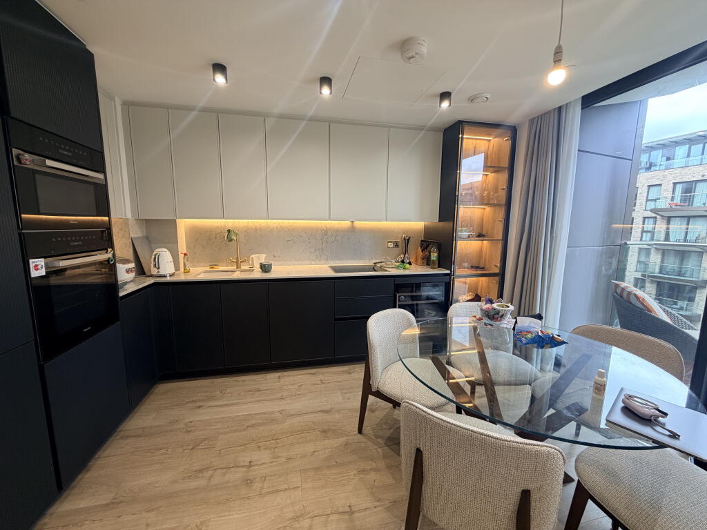 Main image of property: Vermont House, 8 Dingley Road, London, EC1V 8DN