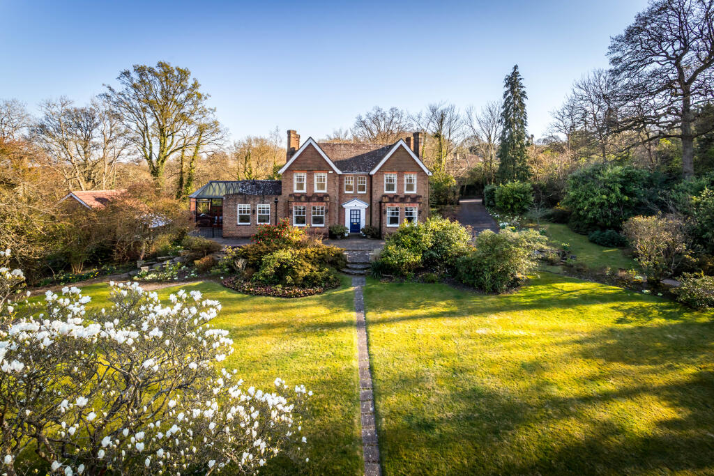 Main image of property: Vauxhall Lane, Tunbridge Wells, TN4