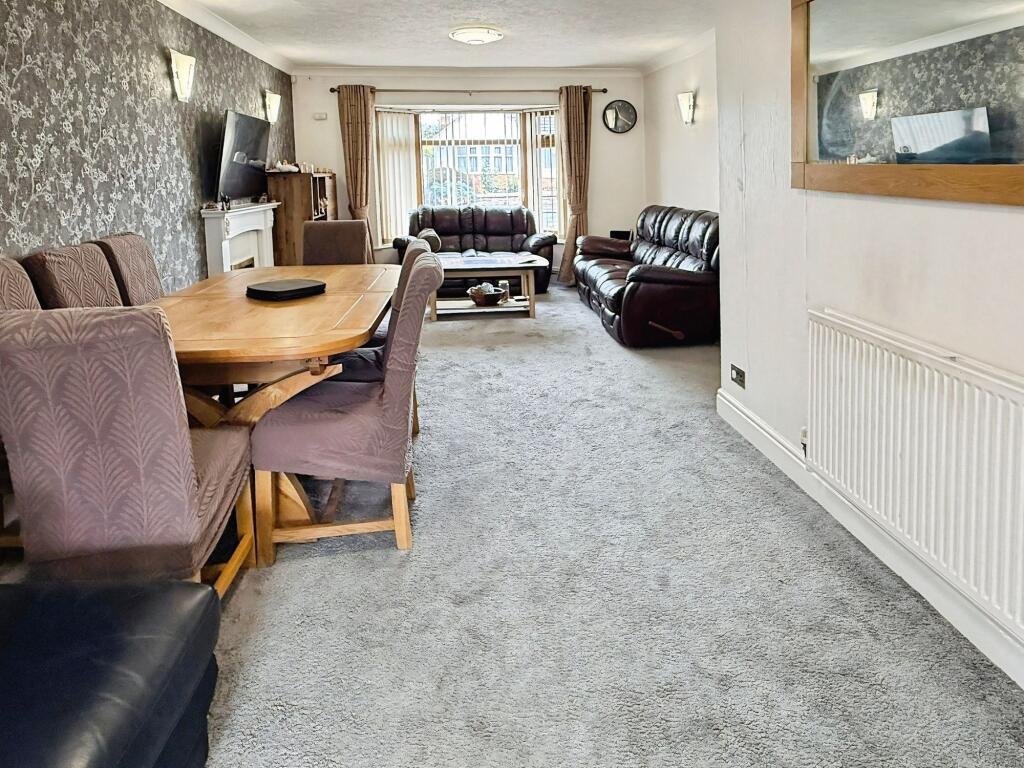 Drury Lane, Oadby, LE2 – další