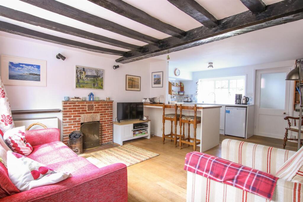 House in East Suffolk, Middleton - View 2