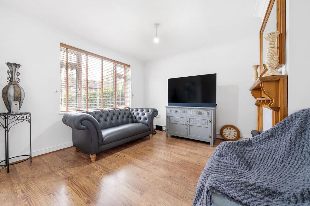 House in Orpington, Leesons, St Paul's Cray - More