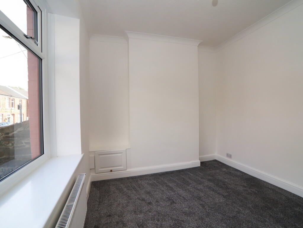 House in Caerphilly, Denscombe, St Martins - View 5