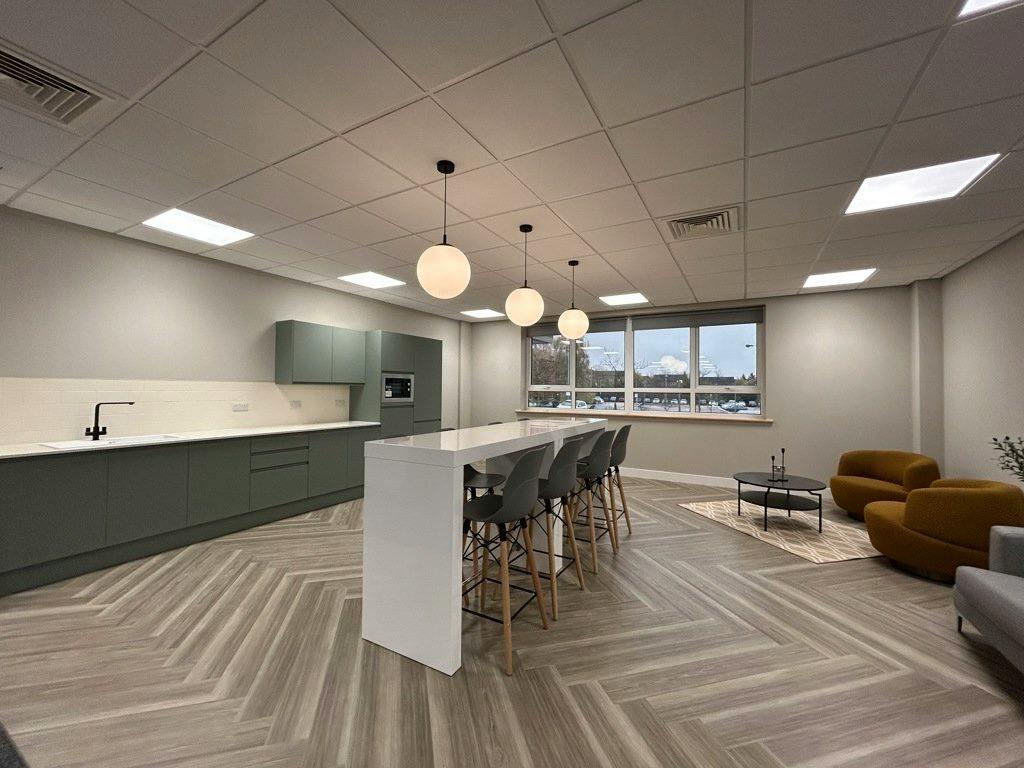 propertymansellhouseOfficespace3.jpg