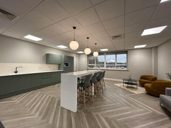 propertymansellhouseOfficespace3.jpg