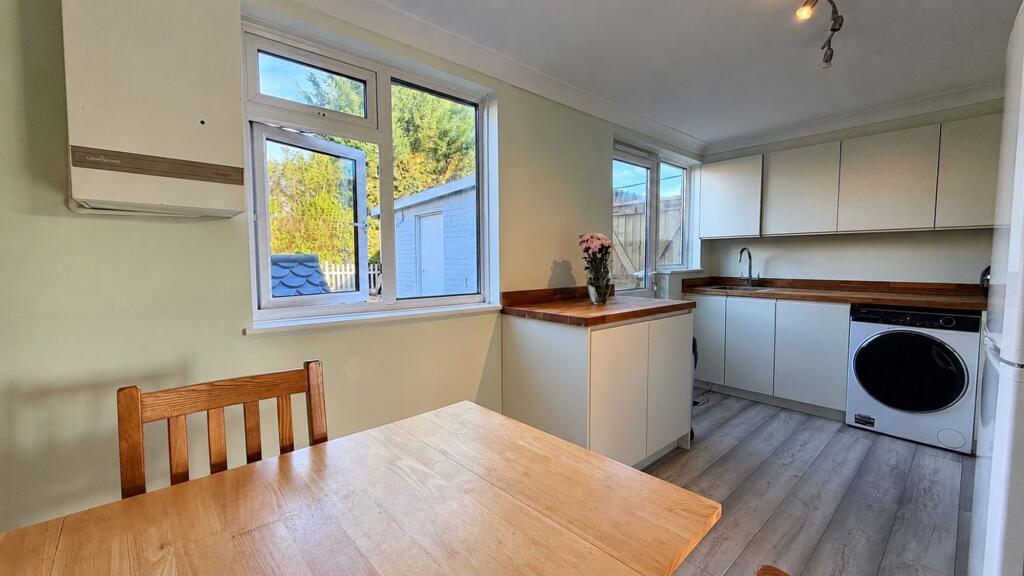 House in Southampton - View 5