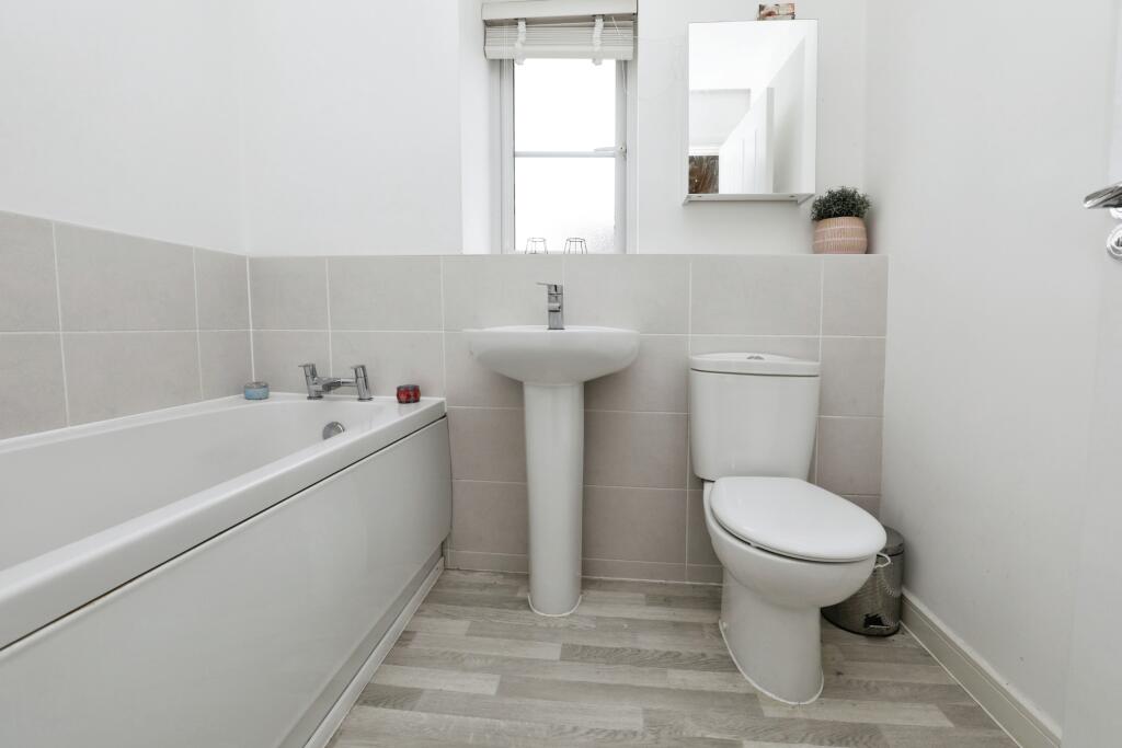 Meadow Way, Prescot, L34 photo 4