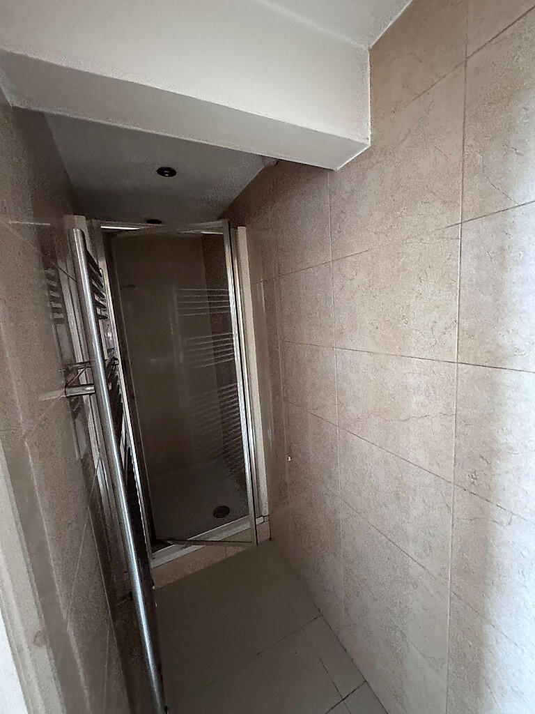 Apartment in Canterbury - View 5