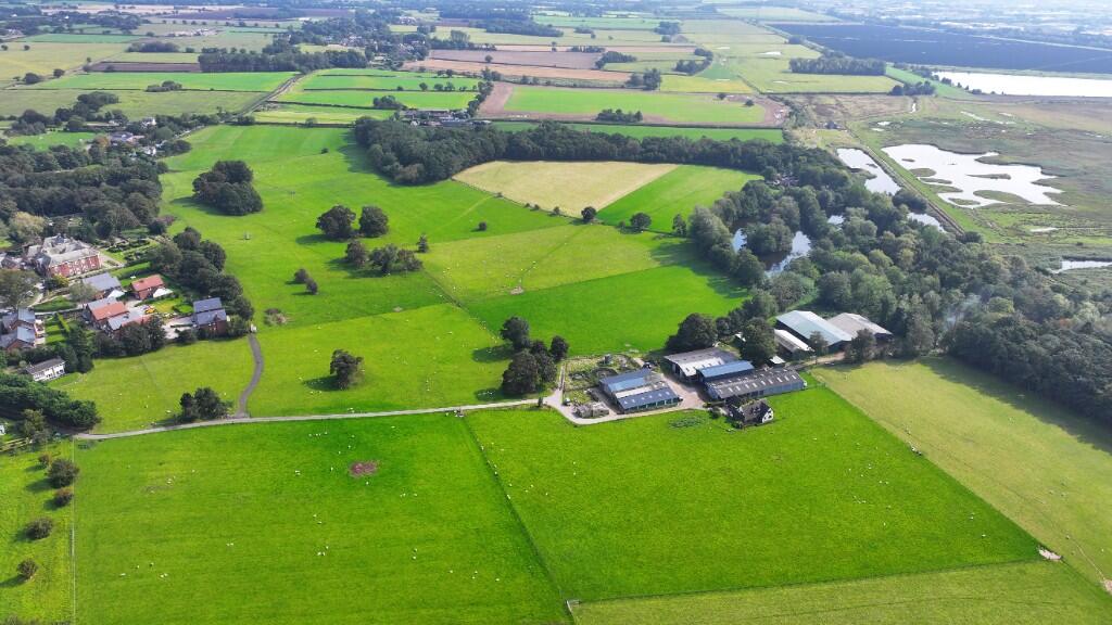 Main image of property: GREENWOOD FARM, THE VILLAGE, BURTON, NESTON, WIRRAL, CH64 5TQ