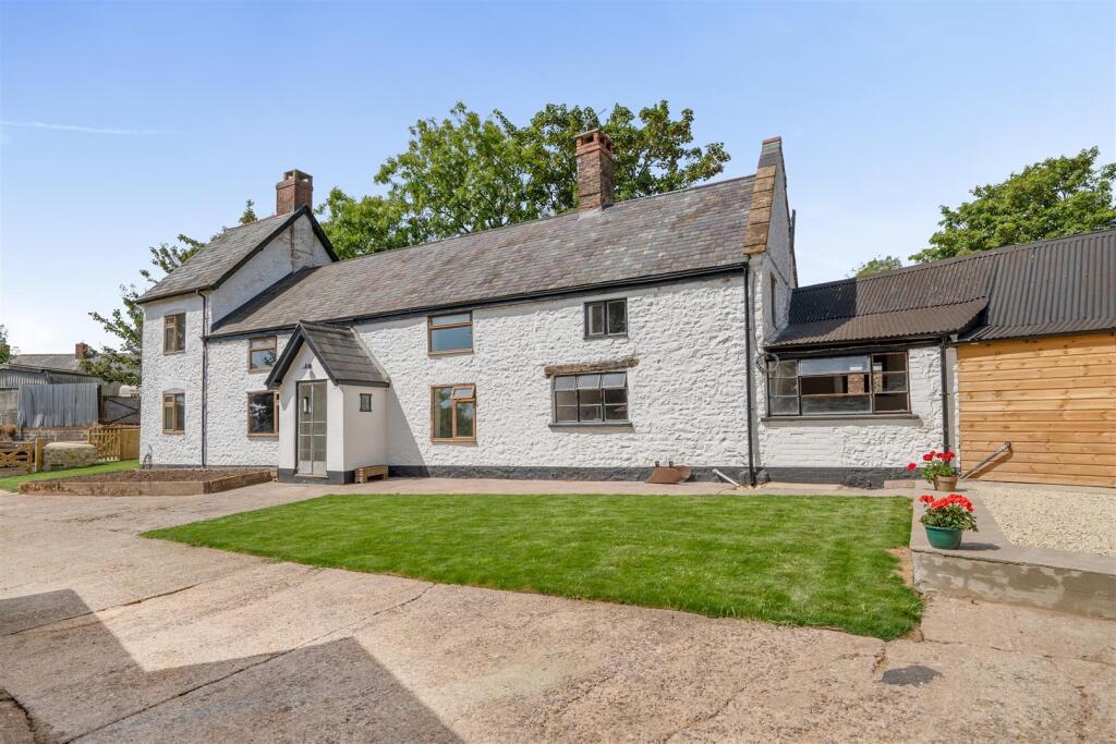 Main image of property: Clayhidon, Cullompton