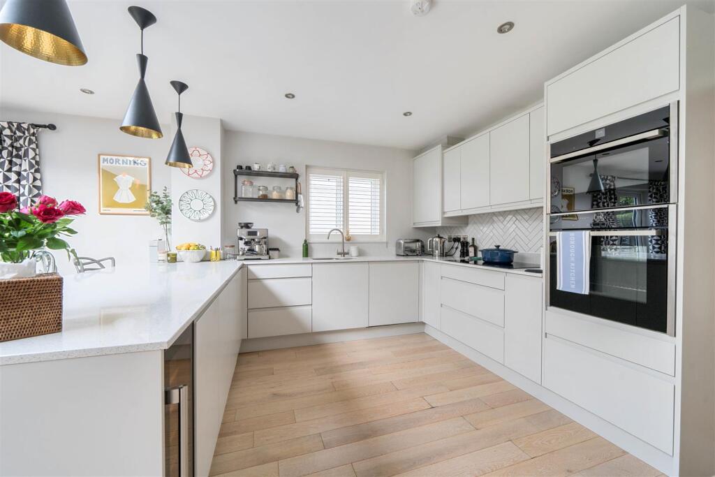 Additional image 7 of Wychwood Avenue, Knowle