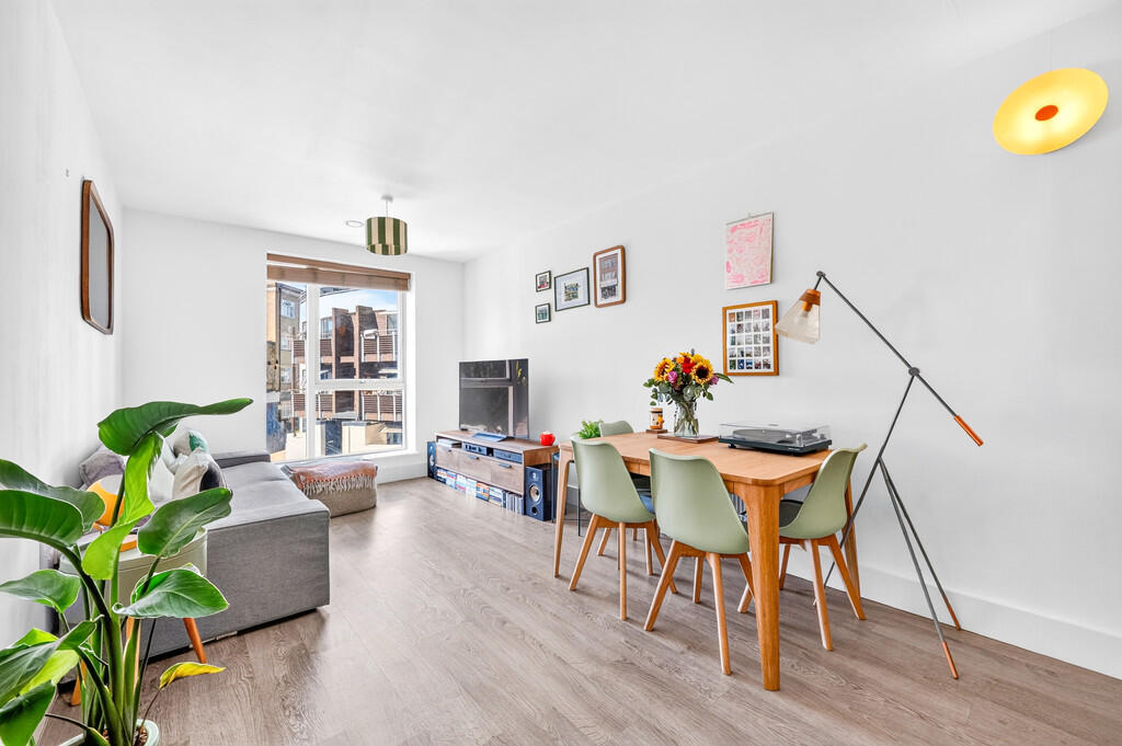Main image of property: Scotland Green, London