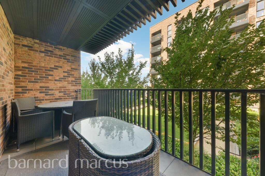 Apartment in London - View 2