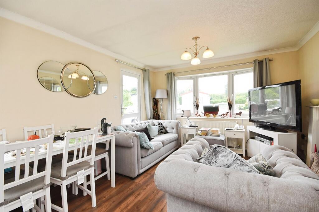 Bakers Lane, West Hanningfield, Chelmsford photo 3