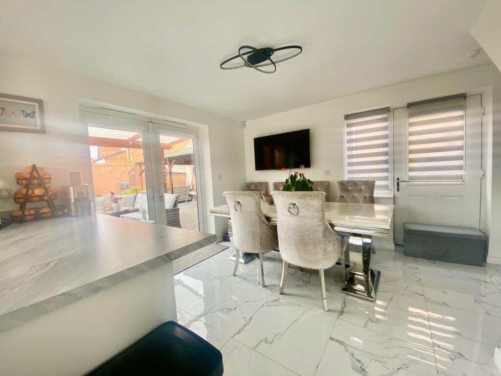 House in Peterborough - View 4