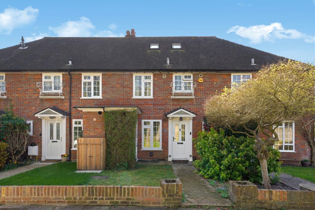 Main image of property: The Sigers, Pinner, HA5 2QH