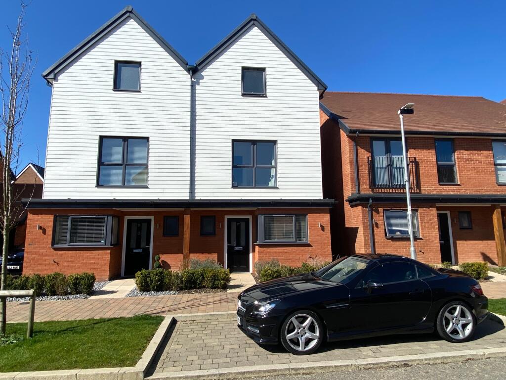 Main image of property: Woodland Rise